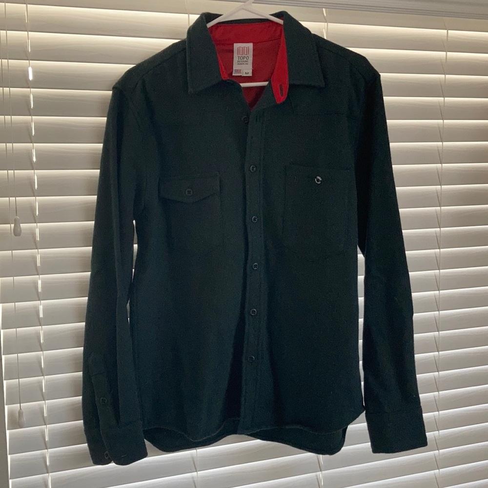 Men’s button up wool shirt